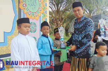 Perangkat Desa Patut Bangga Dengan Adanya “Bedengong Bershalawat”