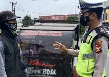 Ops Zebra LK Hari ke 3, Satlantas Polres Rohil Sosialisasi Keselamatan ke Pengendara Betor dan Sepeda Motor 