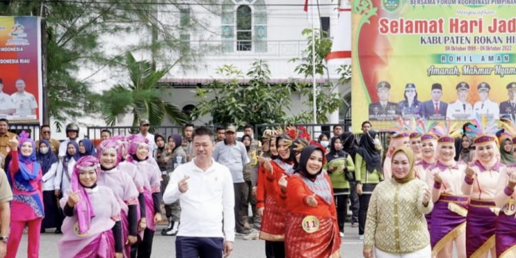 Bupati Rohil Buka Lomba Senam Kreasi Meriahkan HUT Rohil ke-23