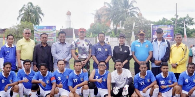 Wabup Rohil Buka Turnament Sepak Bola U 30 Antar Dinas Bergulir
