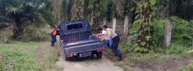 Kesigapan Bhabinkamtibmas Polsek Tualang AIPDA Azwar Har Menuai Decak Kagum