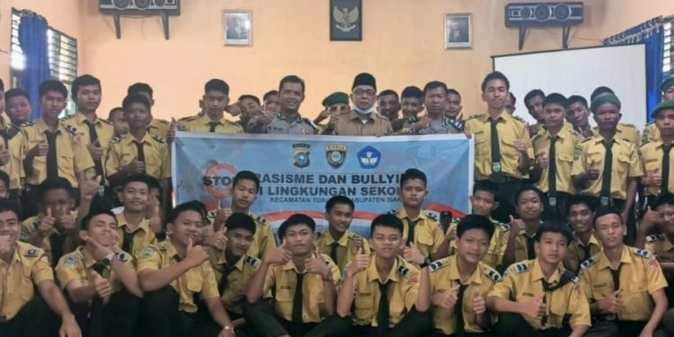 Stop Rasisme Dan Bullying, SMK Yamatu Dapat Binluh Dari Polsek Tualang