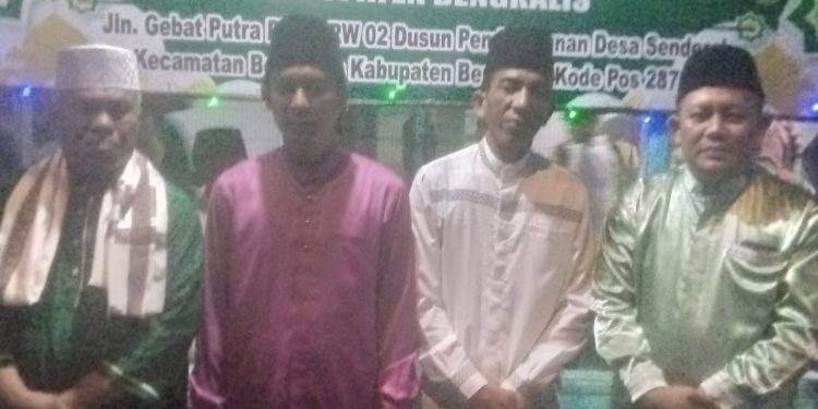 Desa Senderak Peringati HUT ke 9 dan Resmikan Rumah Pendidikan Al-Quran