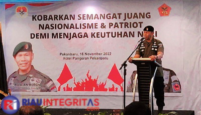 Ruslan Buton Pimpin Pengukuhan Syamsurijal Sebagai Danwil Eks Serdadu Tri Matra Riau