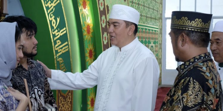 Kapolda dan Ketua PWNU Riau Jadi Saksi Pengucapan 2 Kalimat Syahadat Seorang Mualaf