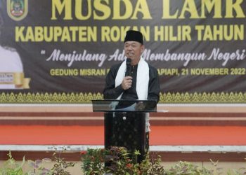 Bupati Rohil Ajak Lestarikan Adat Istiadat Melayu Saat Musda LAMR