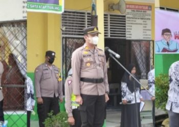 SMP Satu Atap Dapat Kejutan Dari Kapolsek Tualang, Guru Ucapkan Terimakasih