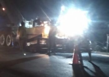 Jalan Negara Sekitar Kampung Seuneubok Punti Diaspal Malam Hari