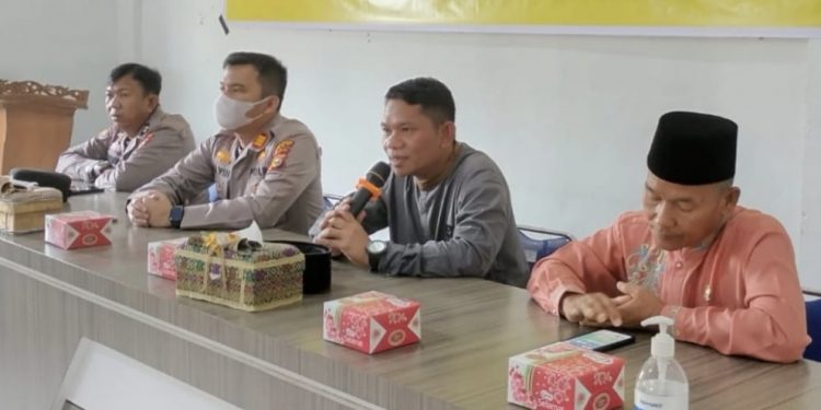 Jalin Komunikasi, Serap Informasi Warga, Polsek Tualang Gelar Jumat Curhat