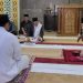 Ketua PWNU Riau H T Rusli Ahmad SE MM Bersama Kajati Riau Dr Supardi SH MH Jadi Saksi Mualaf Daniel Saputra