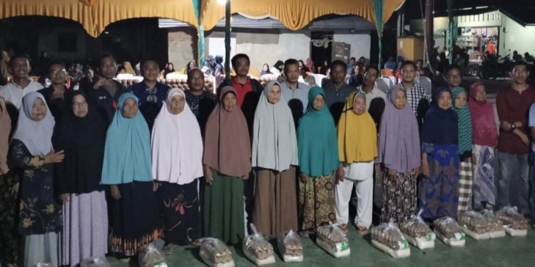 Awal Tahun, KarTa Kuansing Bagikan 20 Paket Sembako