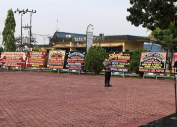 Kapolres Rohil Pimpin Upacara Kenaikan  Pangkat 69 Personil