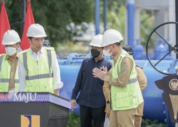 Afrizal Sintong Dampingi Presiden RI Resmikan SPAM Durolis