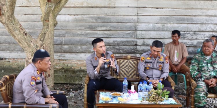 Tanggapi Masukan Warga, Kapolres Rohil Kembali Gelar Jum’at Curhat