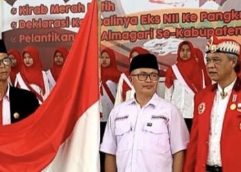 115 Exs Anggota NII Dibai’at Anton Mantan Kapolda Jabar dan Ceng Mujib Almagari di Garut