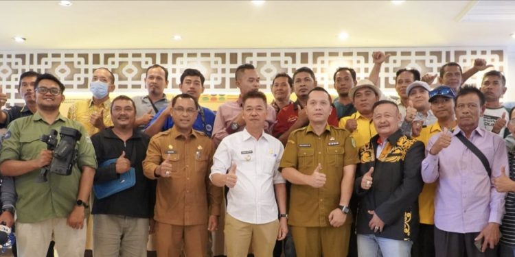 Afrizal Sintong Buka Sosialisasi Penggunaan Aplikasi Simatrik