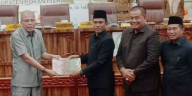 Sampaikan 6 Rancangan Perda, DPRD Rohil Gelar Rapat Paripurna