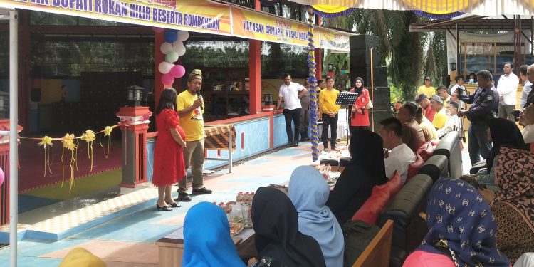 Eduard Manihuruk: Dengan Dibukanya Yayasan Ormaphi, Bisa Membawa Nama Baik Rohil