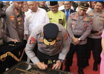 Kapolda Kepri Resmikan Gedung Baru Mapolsek Batu Ampar, Sekda Batam Turut Hadir 