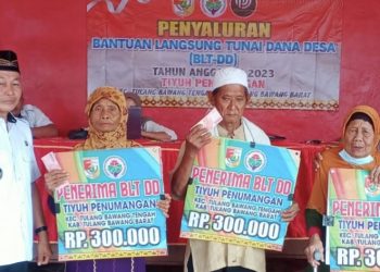 Desa Penumangan Salurkan BLT-DD Kepada 28 KPM
