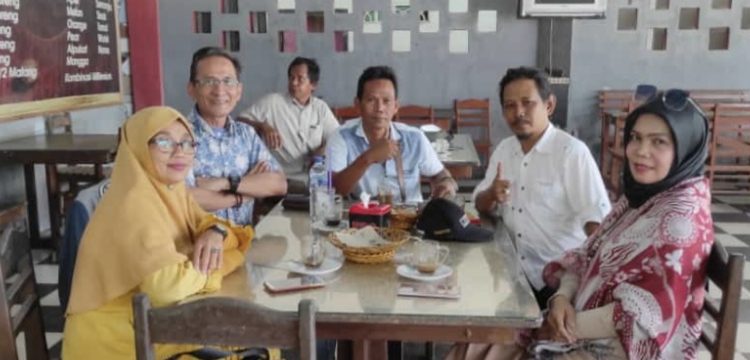 Pengurus DPC PJS Beltim Timba Ilmu Menembus Informasi Badan Publik dari Komisioner KI Babel