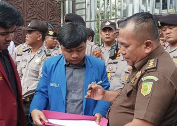 Cipayung Plus Gruduk Kejati Riau, Parkir Pekanbaru Diduga Banyak Kecurangan 