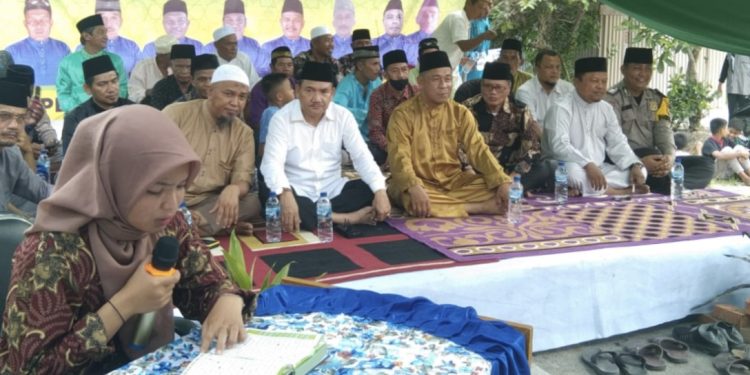 Desa Pinang Sebatang Timur Gelar Tradisi Acara Potang Belimau