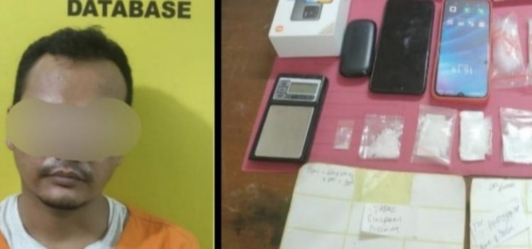 Satnarkoba Polres Siak Ciduk AA Warga Mempura Karena Bawa 7 Paket Sabu 