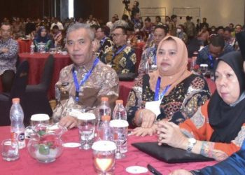 Acara SPM Award 2023 Jakarta Dihadiri Bupati Kasmarni 