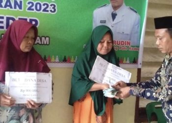 BLT DD 3 Bulan Disalurkan Kades Baharudin Kombih 