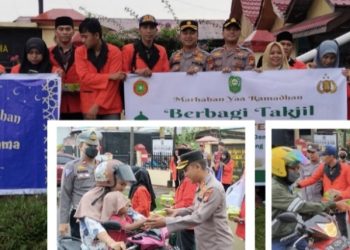 Polres Siak Dan Polsek Tualang Gandeng Mahasiswa Bagikan Takjil Ke Warga
