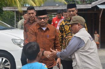 Pemerintah Kota Langsa Beri Bantuan Korban Kebakaran Nur Aini dan Nova Nita