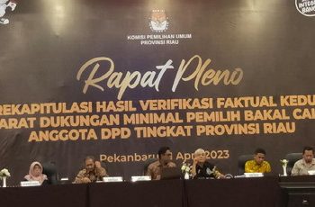 Rapat Pleno KPU Riau, Tujuh Bacalon DPD RI Tak Lulus Verifikasi Faktual