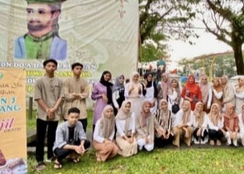 Berkah Ramadhan, Keluarga Besar SMA N 3 Tualang Berbagi Takjil Gratis