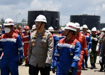 Kapolda Riau Tinjau Lokasi Ledakan, Pastikan Stok Minyak Aman Untuk Warga