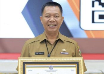 Pemko Pekanbaru Terima Penghargaan Dari DJPB Provinsi Riau