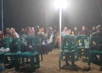 Budi Santoso Reses Dipondok Kresek, Warga Minta Perbaikan Jalan 