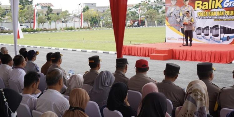 Lepas Mudik Balik, Kapolda Riau: Kita Antar Hingga Ke Daerah Asalnya Kembali