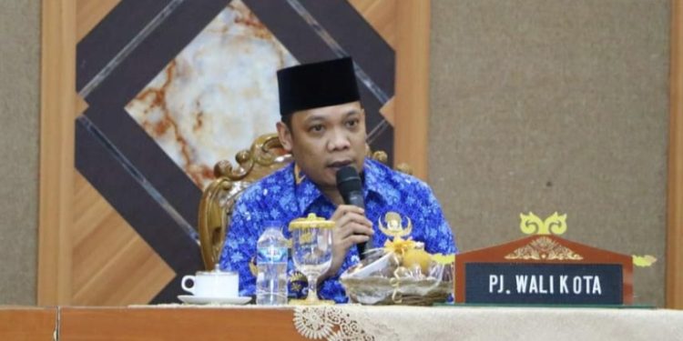 Pj Wali Kota Pekanbaru: Program Bantuan Beasiswa Berprestasi dan Tidak Mampu