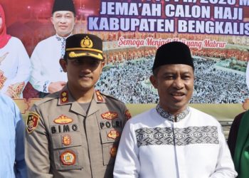 Polres Bengkalis Hadiri Pelepasan Calon Jemaah Haji Demi Kelancaran 