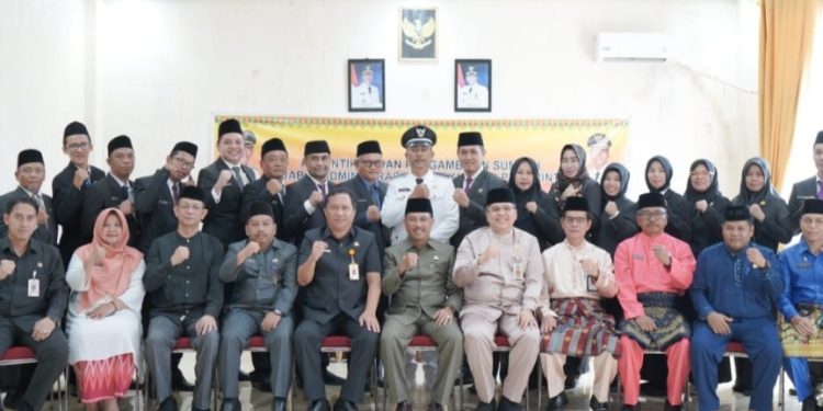 Sekda Rohil Lantik Pejabat Administrtor dan Pengawas
