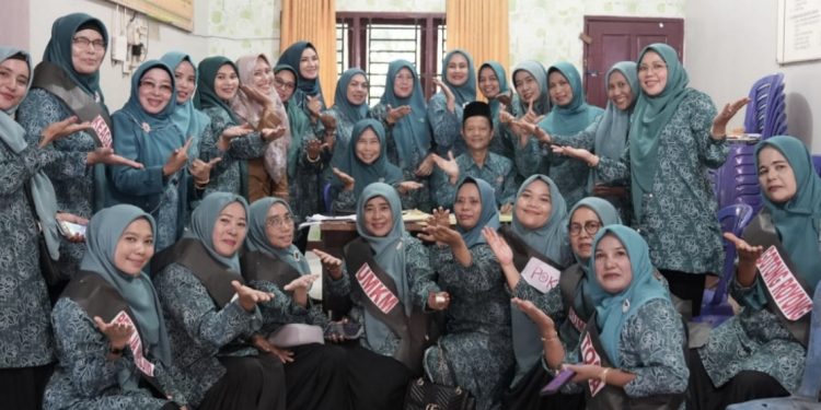 Ketua Tim Penggerak PKK Rohil Percayakan PKK TPTM Ikuti Lomba PAARADI TK Provinsi