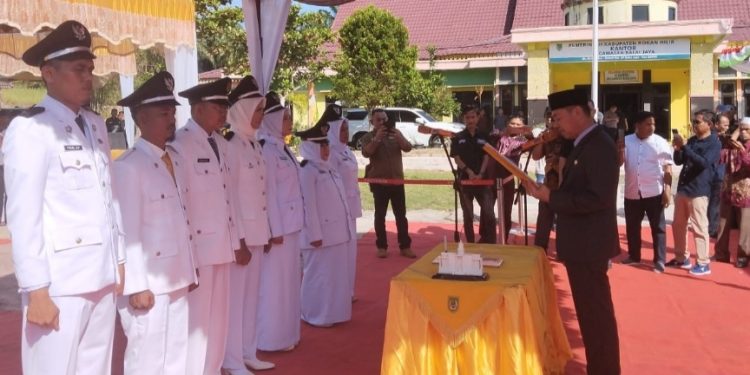 Sejumlah Pjs Penghulu di Balai Jaya Dilantik Bupati Rohil