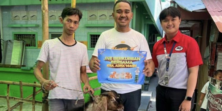 JNE Bagikan 40.000 Paket Daging Hewan Qurban dan Promo Spesial di Idul Adha 1444 H