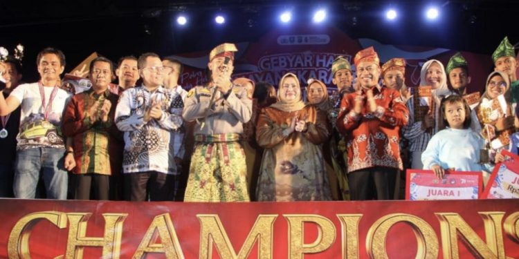 Bupati Bengkalis Hadiri Acara Malam Puncak Hut Bhayangkara ke 77