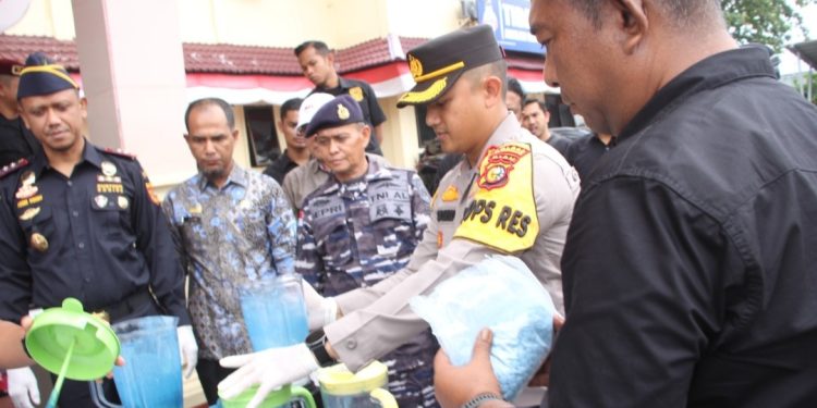 Satresnarkoba Polres Bengkalis Ungkap Peredaran Sabu, Pil Ekstasi Jaringan Internasional dan Musnahkan BB