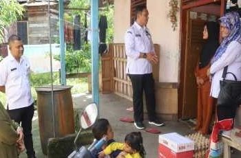 Percepatan Penurunan Stunting, Kepala Bapenda Pekanbaru Salurkan Program BAAS