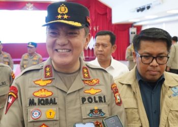 Kapolda Riau Terima Penghargaan Dari BP2MI Atas Prestasi Tindak Pidana TPPO 
