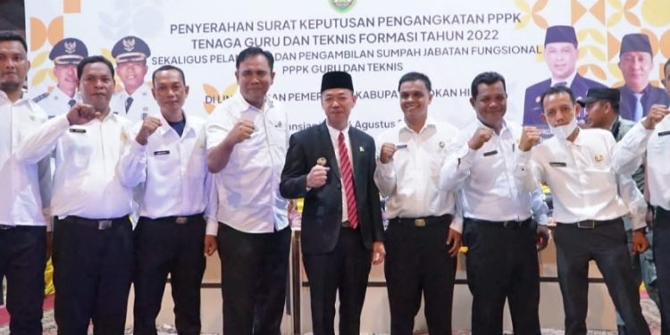 Bupati Rohil Serhakan 995 SK P3K Guru dan Tenaga Teknis Formasi Tahun 2022