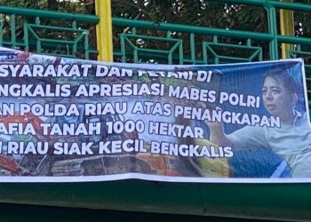 Terkait Penangkapan Mafia Tanah, Baliho Ucapan Terimkasih Warga ke Polri dan Polda Riau Bertebaran